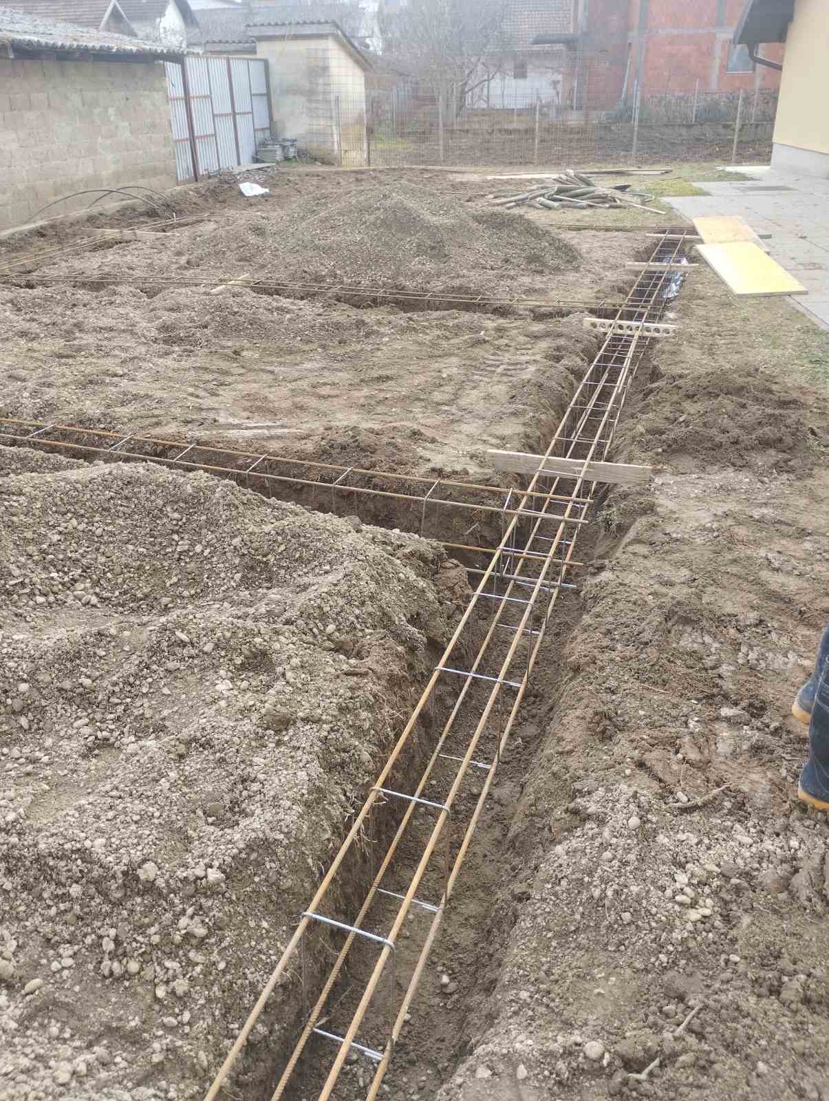 Prije: iskop i temelj